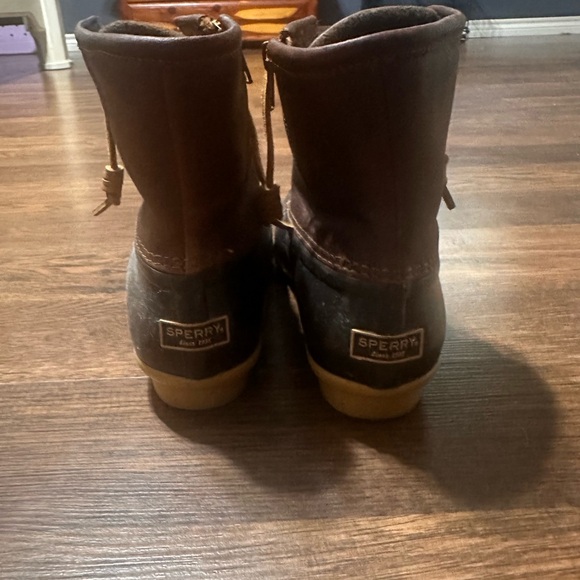 Sperry Boots - Picture 2 of 4